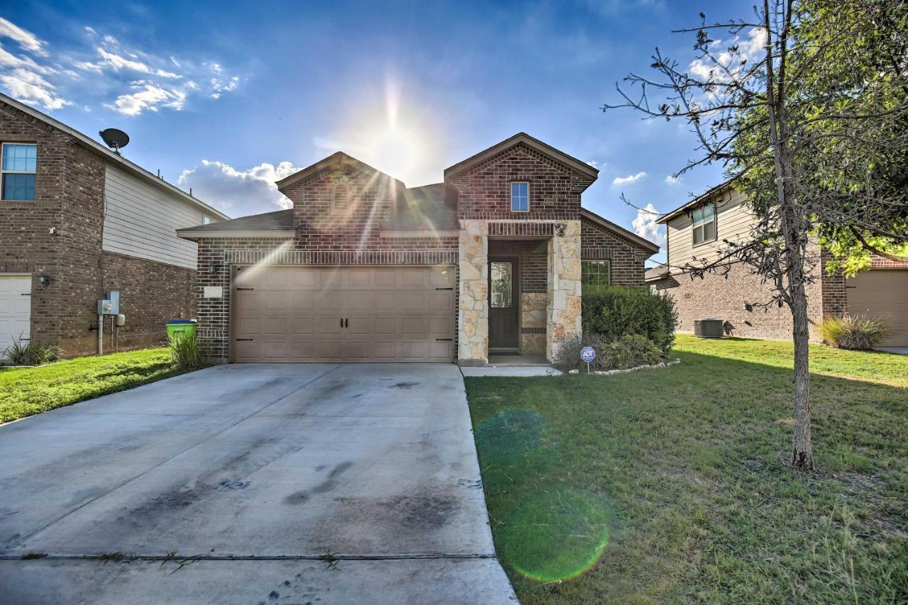San Antonio Home With Yard About 8 Mi To Lackland! Kültér fotó